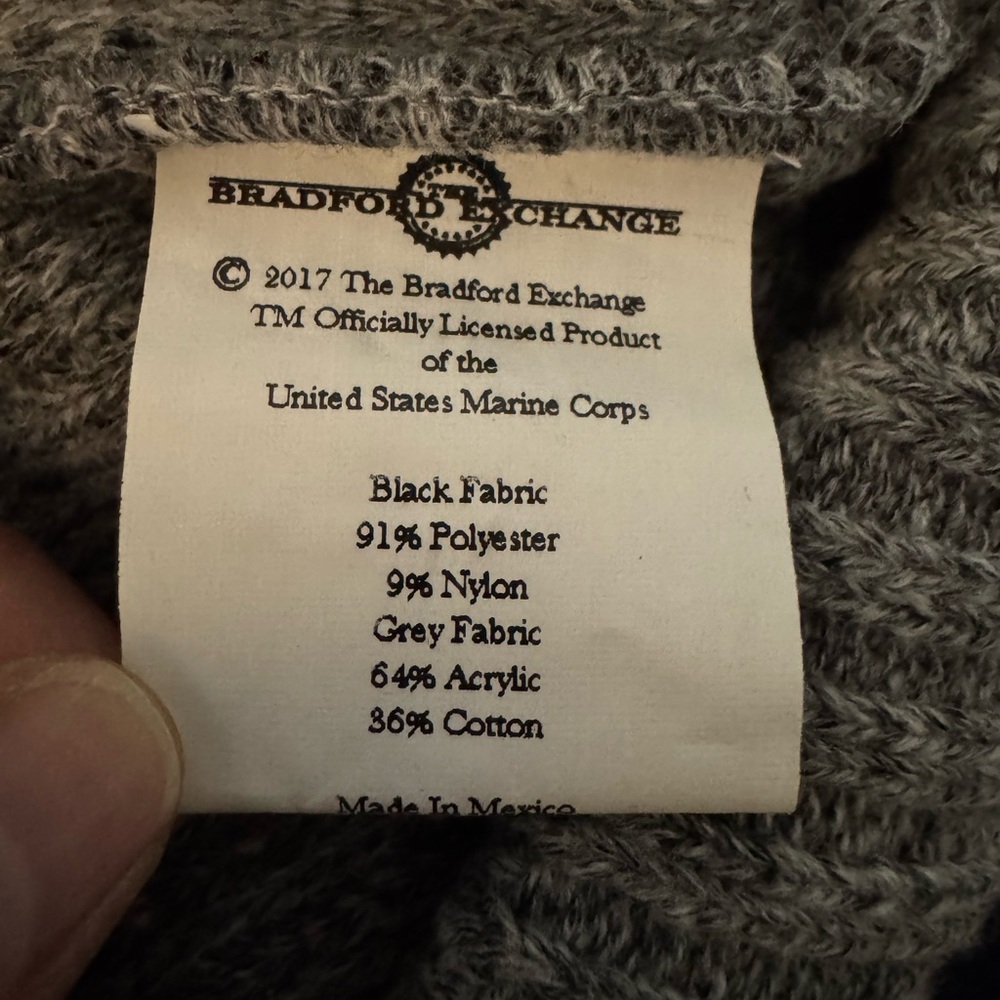 Bradford Exchange Men’s USMC “The  Few The Proud The Marines” zip up sweater - Picture 10 of 14